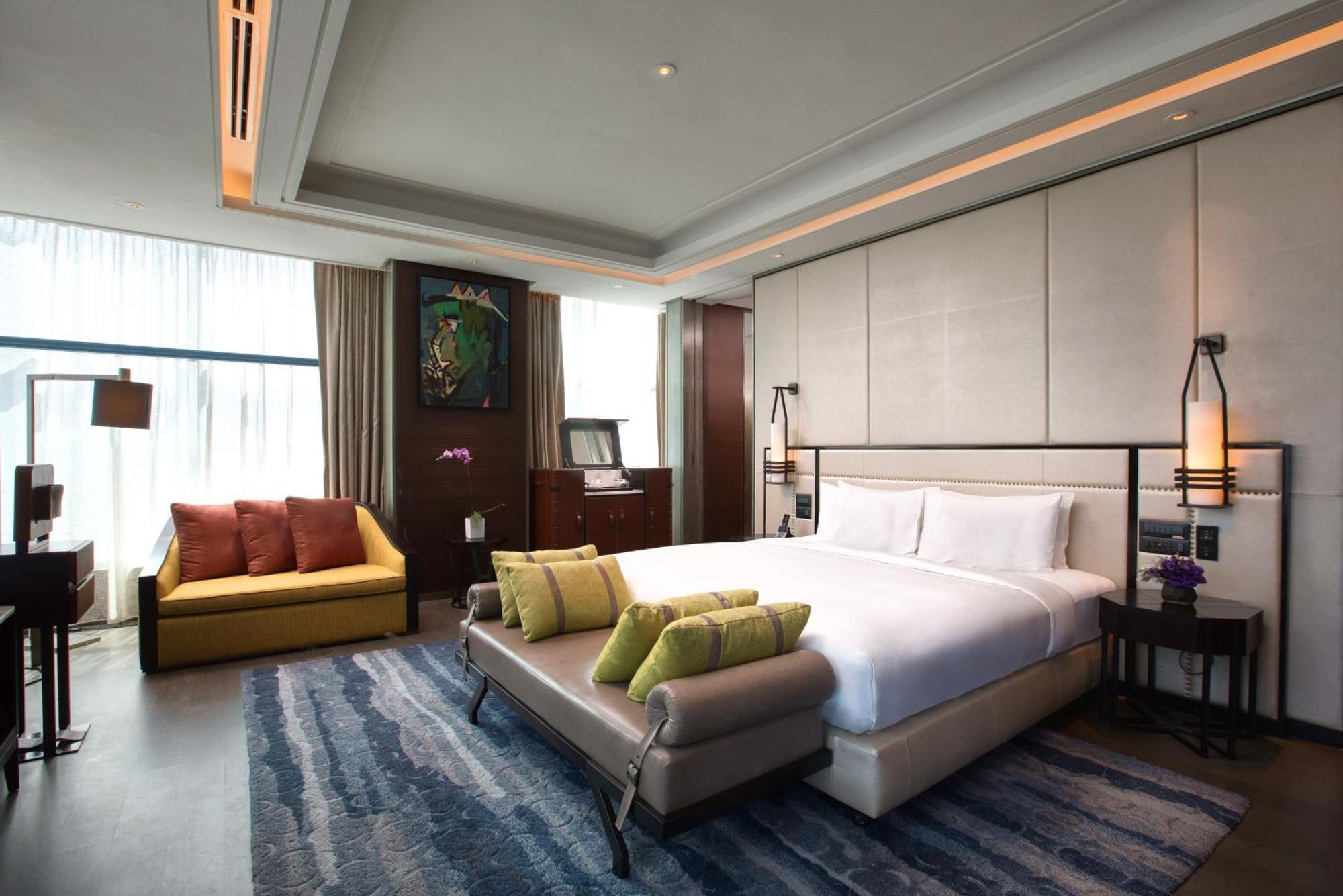 Hotel Sofitel Kuala Lumpur Damansara Zewnętrze zdjęcie A bedroom at the hotel